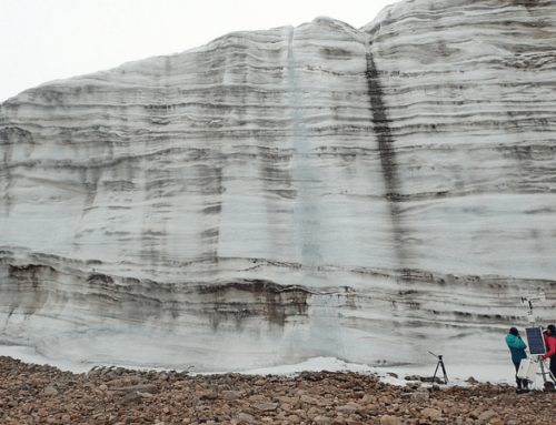 Klima an den Klippen: Forscher:innen enträtseln Entwicklung des Grönländischen Eisrandes